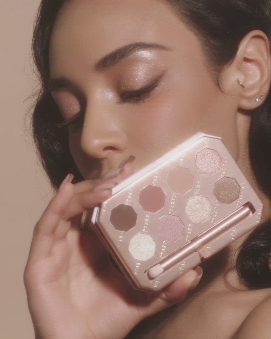 メズマライジングモーメントコレクションパレット – Dear Dahlia JP